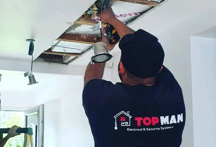 electricians in manchester